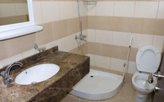 Loloat Al Hashimiah Hotel