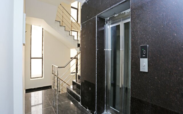 OYO 15098 hotel crystal