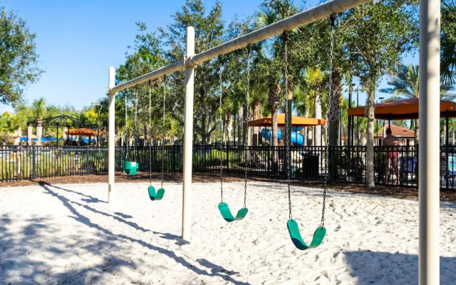 7392 Luxury Family Home 5BD Near Disney