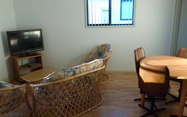 Twin Waters Caravan Park - Dawesville