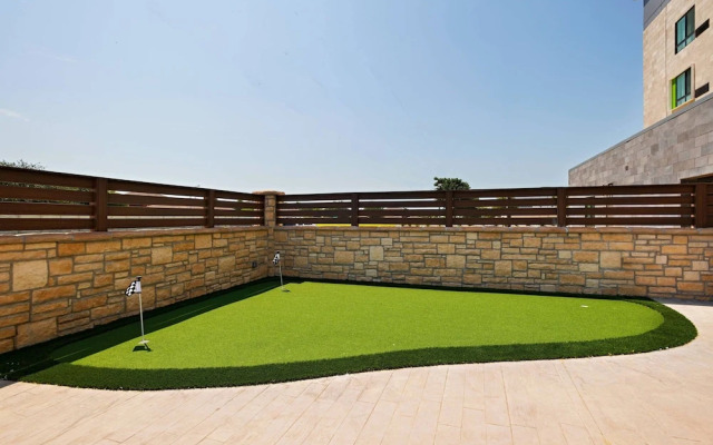 Courtyard by Marriott Dallas Grand Prairie