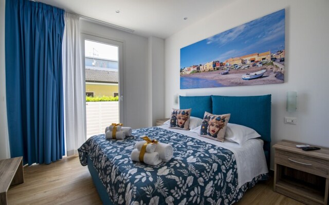 Topazio Apartment On Sea Shore