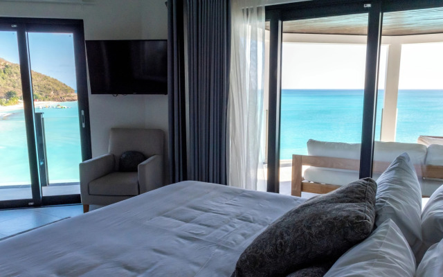 Tamarind Hills Resort & Villas