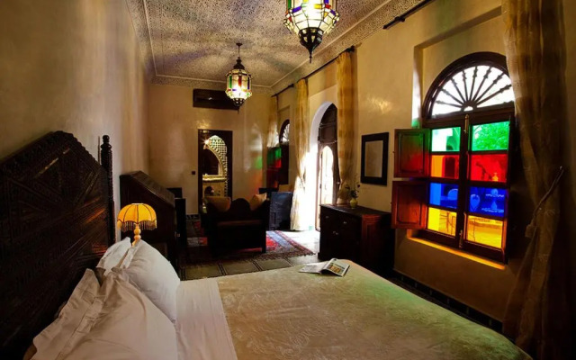 Riad Tidar by Phoenix