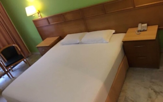 Bright Star Hotel