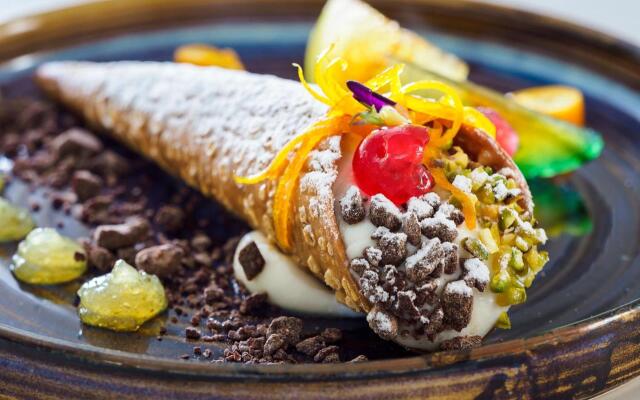 Atlantis Bay - VRetreats