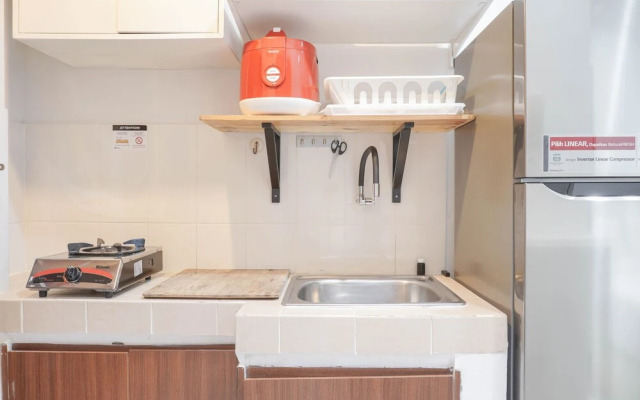 Strategic and Nice Studio Apartment at Capitol Park Residence By Travelio