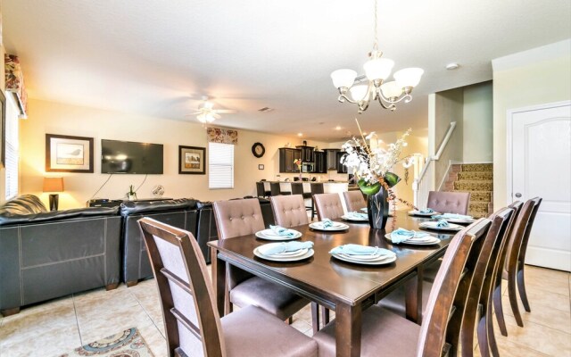 1428 Moonvalley Drive