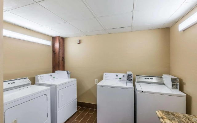 Comfort Inn Charlotte Airport Uptown