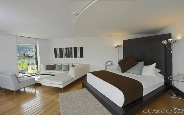 Le Parc Hotel, Beyond Stars