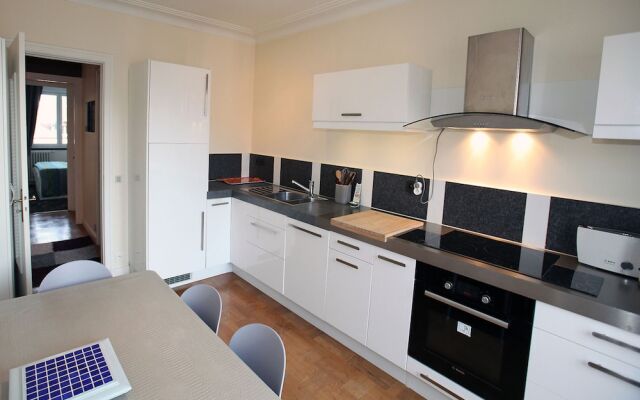 1 bedroom with elevator in downtown Annecy