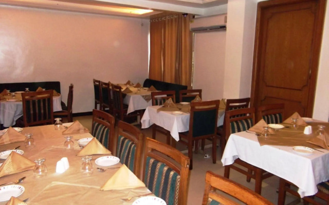 Hotel Coconut Grove