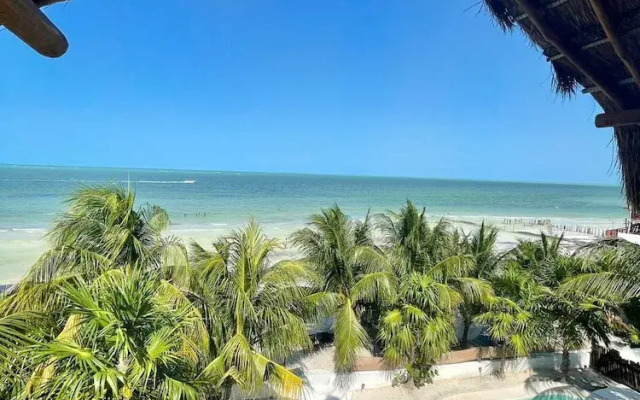 Luxury Ocean Front Villa - Adults Only