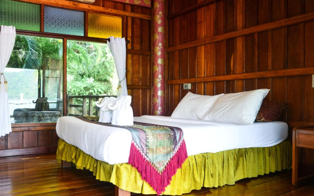 Bhuvarin Resort