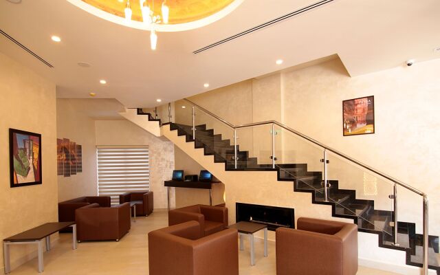 Viola Hotel Suites