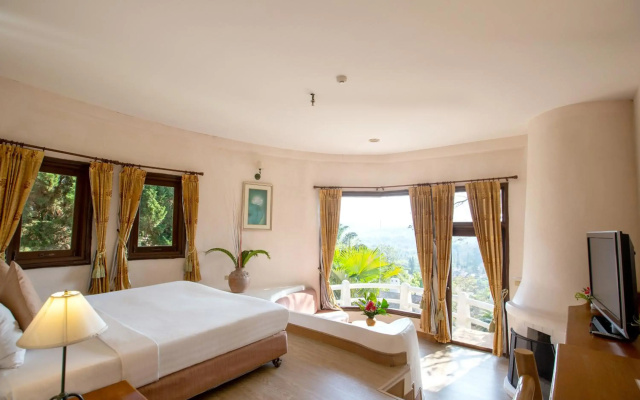 Imperial Phukaew Hill Resort