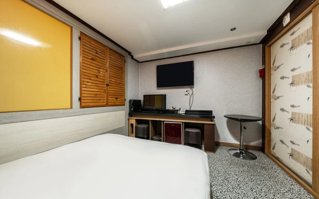 Incheon Hotel W