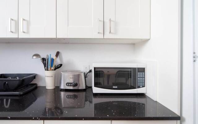 Two Bedroom Apartment in the Plateau