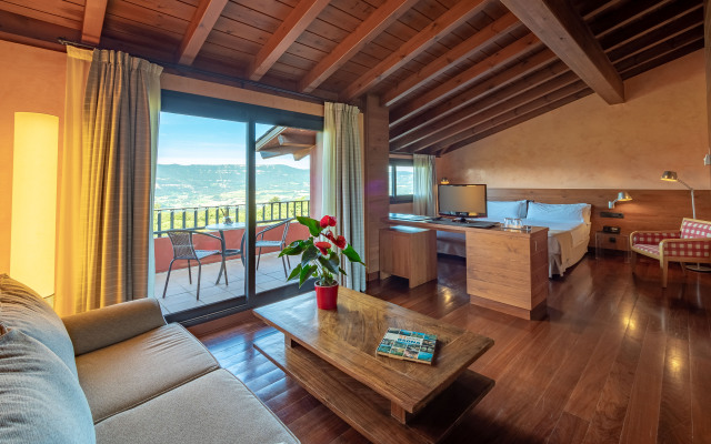Montanyá Hotel