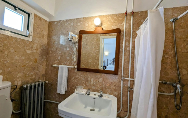 Hotel Solar De Monfalim