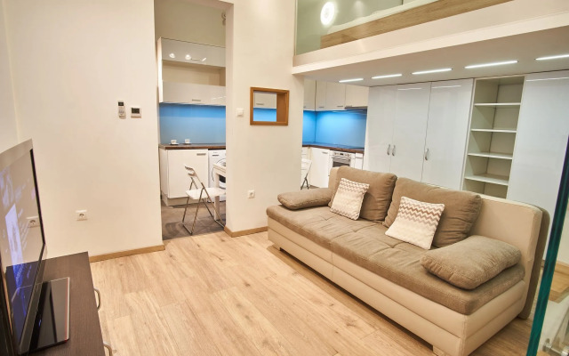 V27 Budapest Apartment