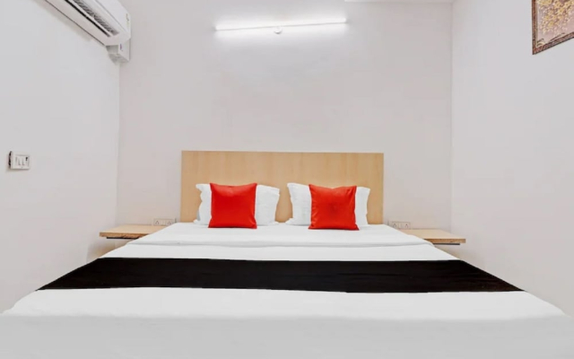 Goroomgo Vasundhara Grand Ghaziabad