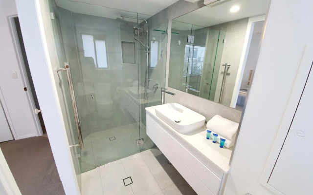 Pandanus Shores Kings Beach