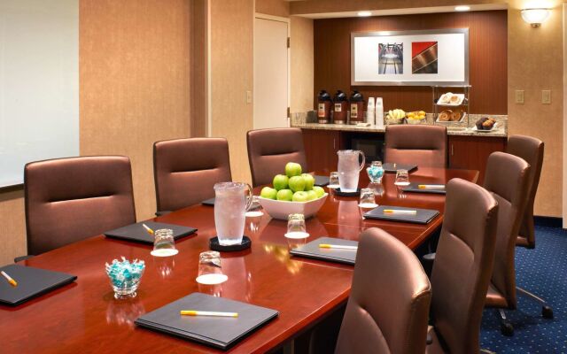 Courtyard by Marriott Cincinnati-Covington