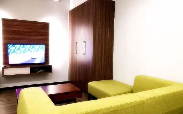 Silverscape Residence