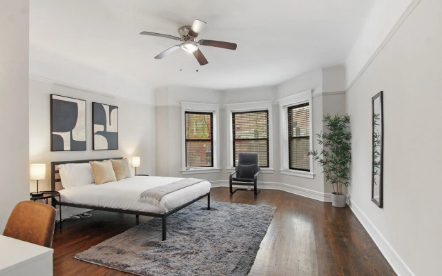 3BR Vibrant Apartment in Hyde Park