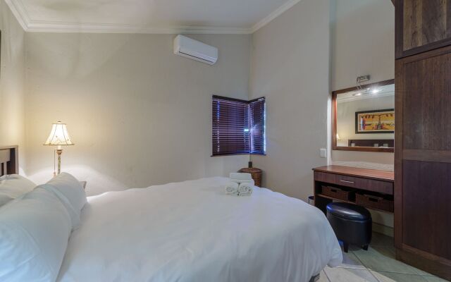 San Lameer Villa Rentals  3207