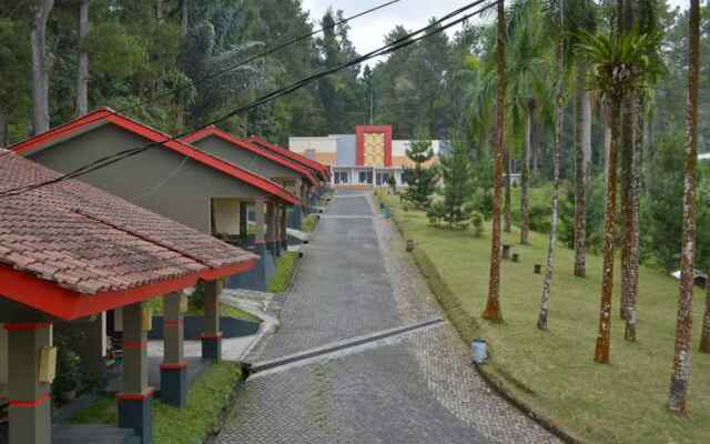 Surya Hotel & Resort Baturraden