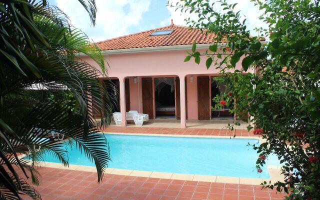 Villa with 4 Bedrooms in Sainte-Luce, with Private Pool, Furnished Garden And Wifi - 500 M From the Beach