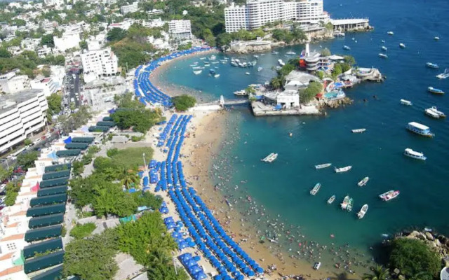 Costa Linda Caleta Acapulco
