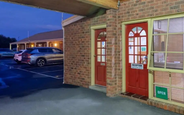 Top of the Town Motel & Apartments — 4-star hotel in Benalla
