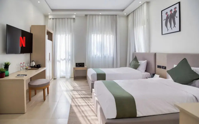 Seven Stays Zayed