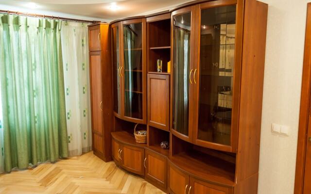 Apartment on Lesi Ukrainky Blvd