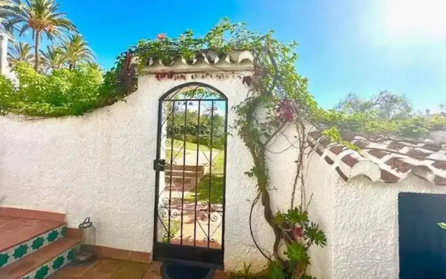 Tranquil Nerja House With Gardens, Pools and spa