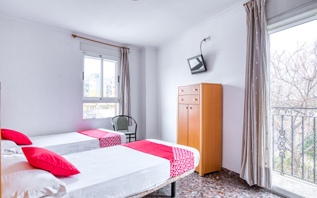 OYO Hostal Nova Picanya
