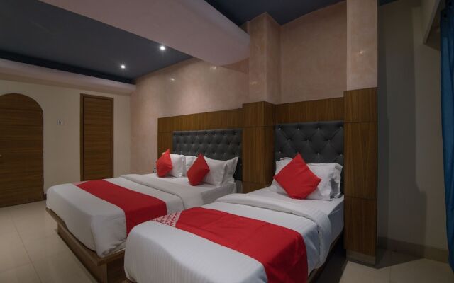 OYO 22070 West Inn Hotel