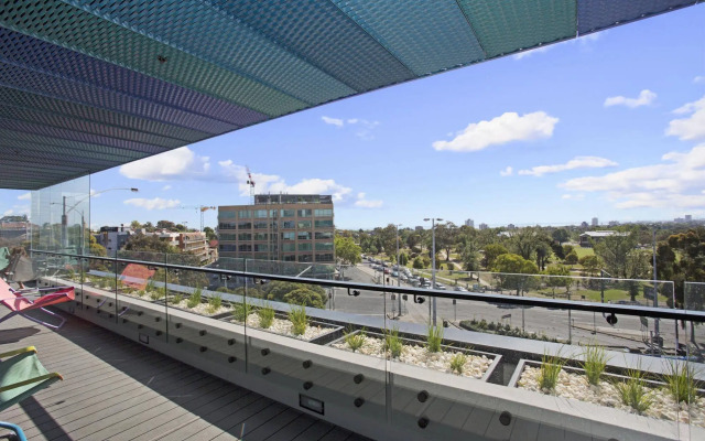 St Kilda Holiday Apartments