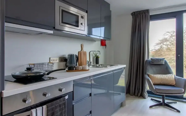The Residence Coventry by Paymán Club