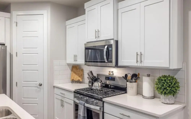 Serendipity Suites