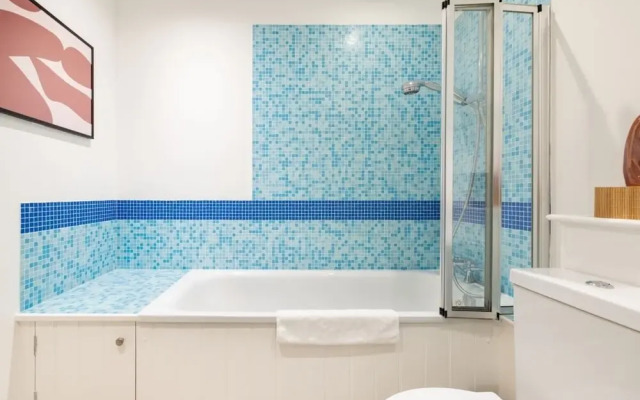 The Clapham - Captivating 2bdr With Garden Parking