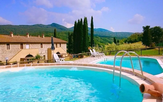 Apartment With one Bedroom, Kitchen, Bathroom Garden and Shared Pool
