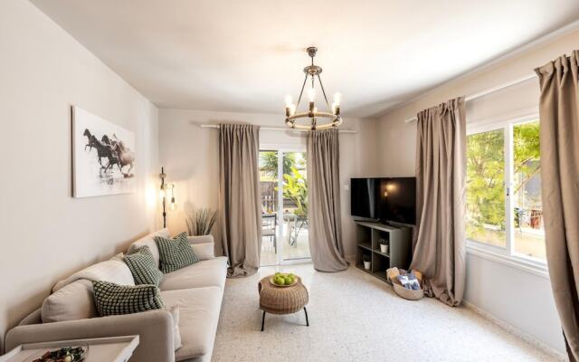 Anas Kiti Seaside Villa