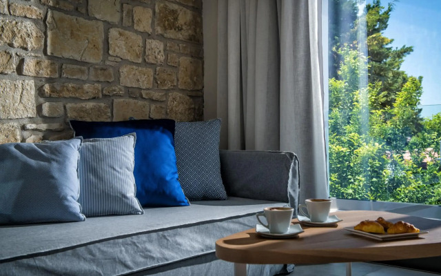 Mary Hotel & Mary Royal Suites