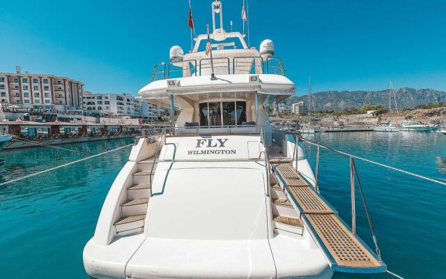 Les Ambassadeurs Marina Hotel & Casino