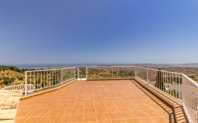 Solaga - Villa Media Luna