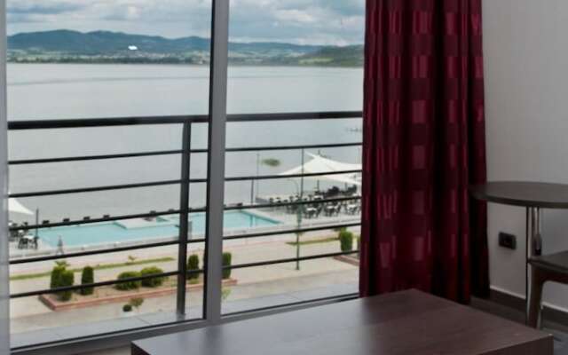 Hotel Romantique Plaza Dojran